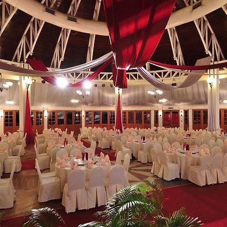 Parkcity Everly Hotel Miri Ngoại thất bức ảnh
