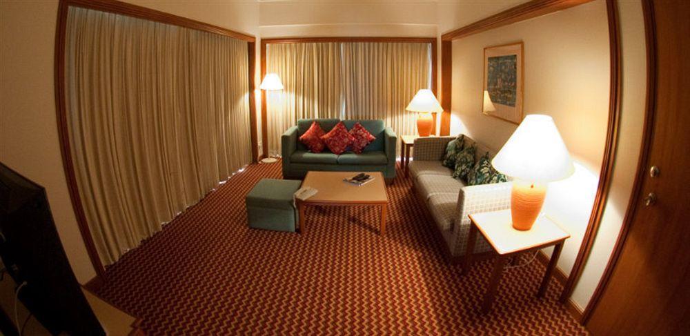 Parkcity Everly Hotel Miri Ngoại thất bức ảnh