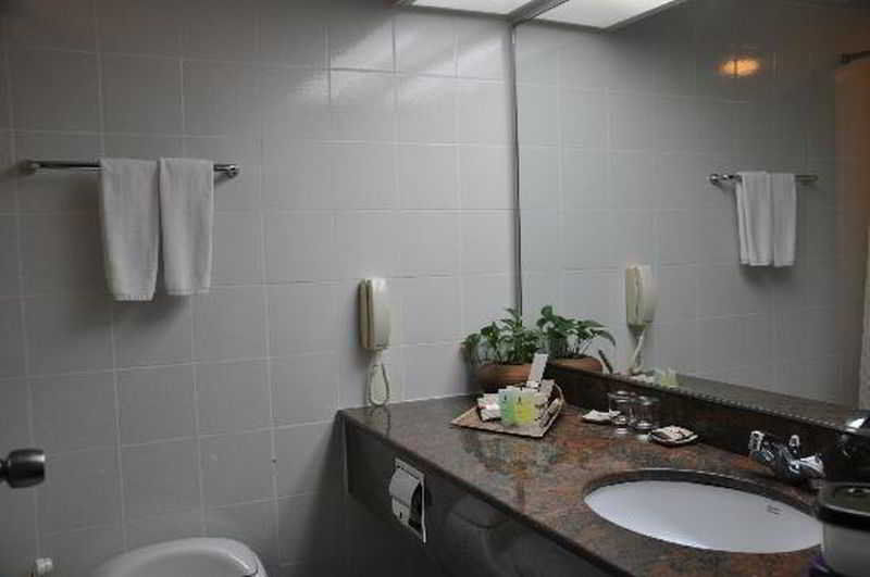 Parkcity Everly Hotel Miri Ngoại thất bức ảnh